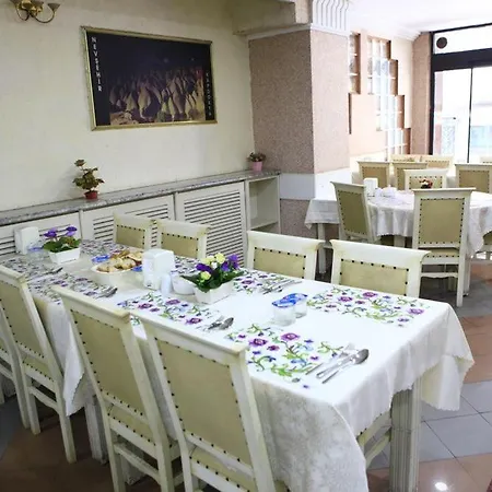 İzmıt Özgür Otel Otel 3*