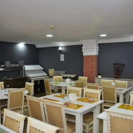Otel İzmıt Özgür Otel